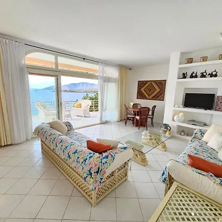 Azzurra Splendor Casa de Férias *